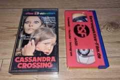 Cassandra-Crossing-front-FOTO-BRD-VHS-atlas-glasbox-2