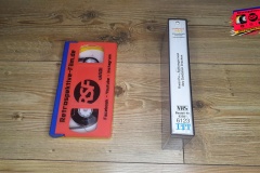 Kwan-Fu-Schlangennest-des-goldenen-drachen-laengst-BRD-VHS-FOTO-itt-glasbox-RSF-uk501