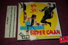 Super-Chan33-Super8-00-Unbezwingbare-Super-Chan-front-FOTO-Super-8-RSF-uk501