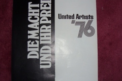 Film-Prospekt-United-Artists-Filmprogram-1976-Die-MAcht-und-ihr-Preis